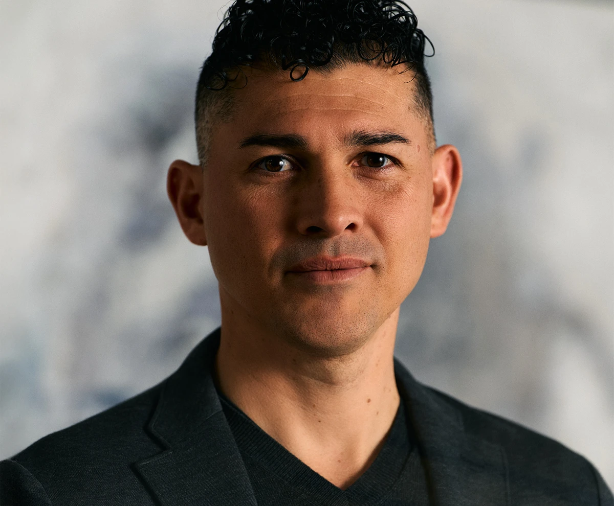 David Rivera, physical therapist at True Health in Deerfield, IL specializing in orthopedic physical therapy